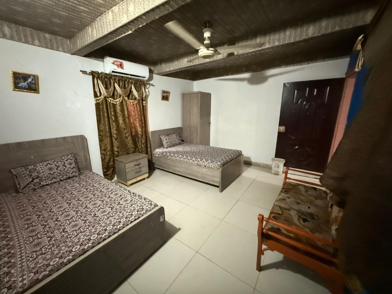 Room 1(1)